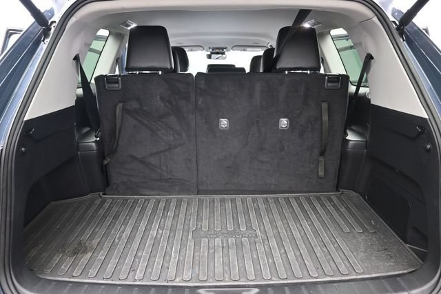 Certified 2024 Toyota Grand Highlander AWD image 32