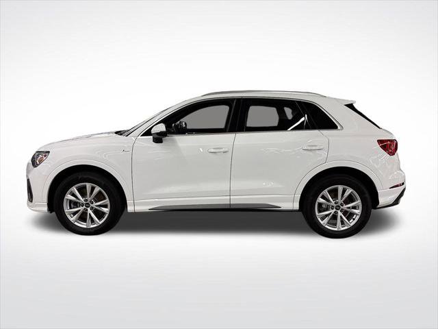 Certified 2025 Audi Q3 2.0T Premium w/ Convenience Package AWD/4WD image 2