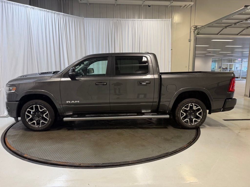 Used 2025 RAM 1500 Laramie AWD/4WD image 2