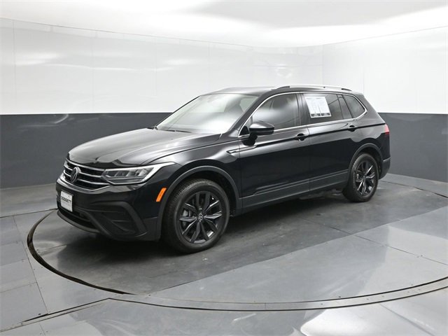Certified 2024 Volkswagen Tiguan SE