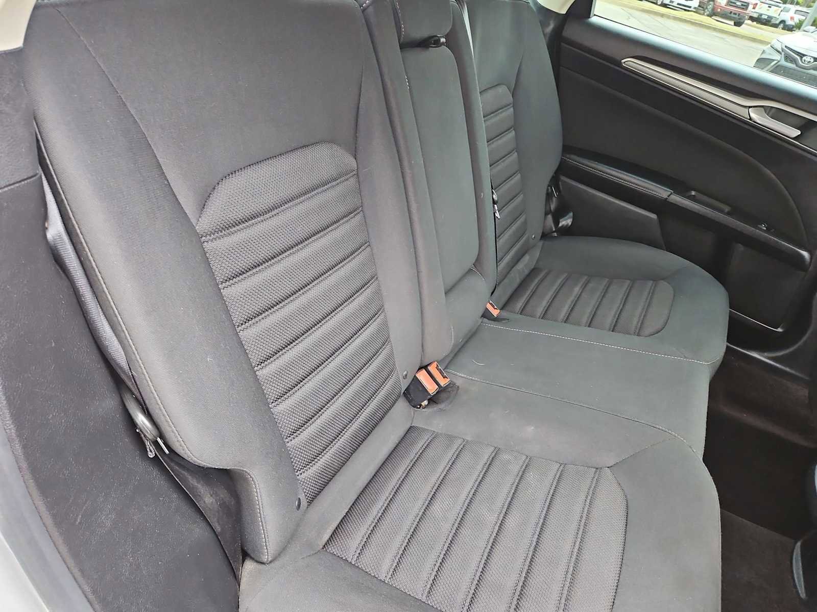 Used 2019 Ford Fusion SE image 20