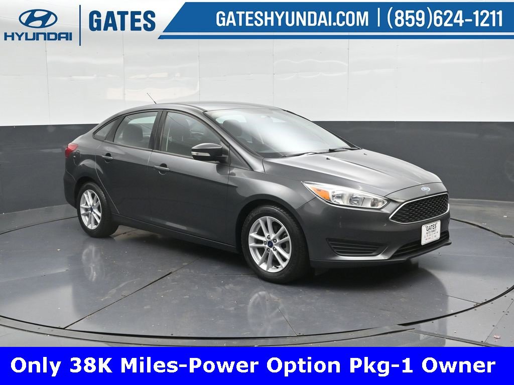 Used 2017 Ford Focus SE