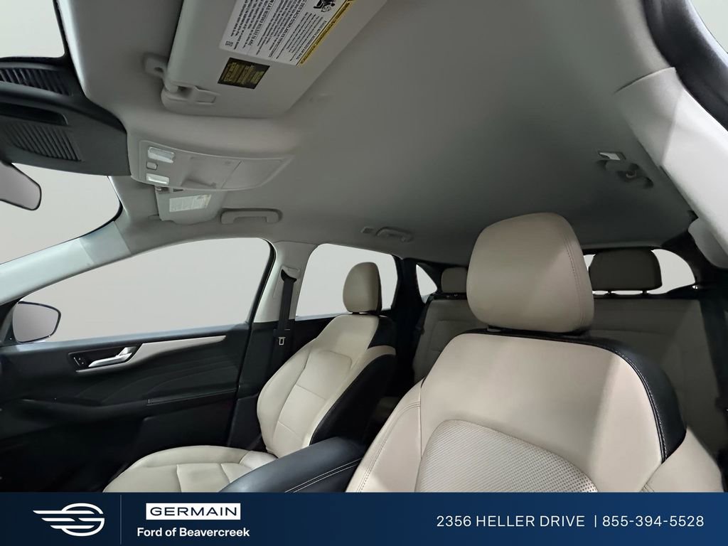 Used 2022 Ford Escape SEL image 16