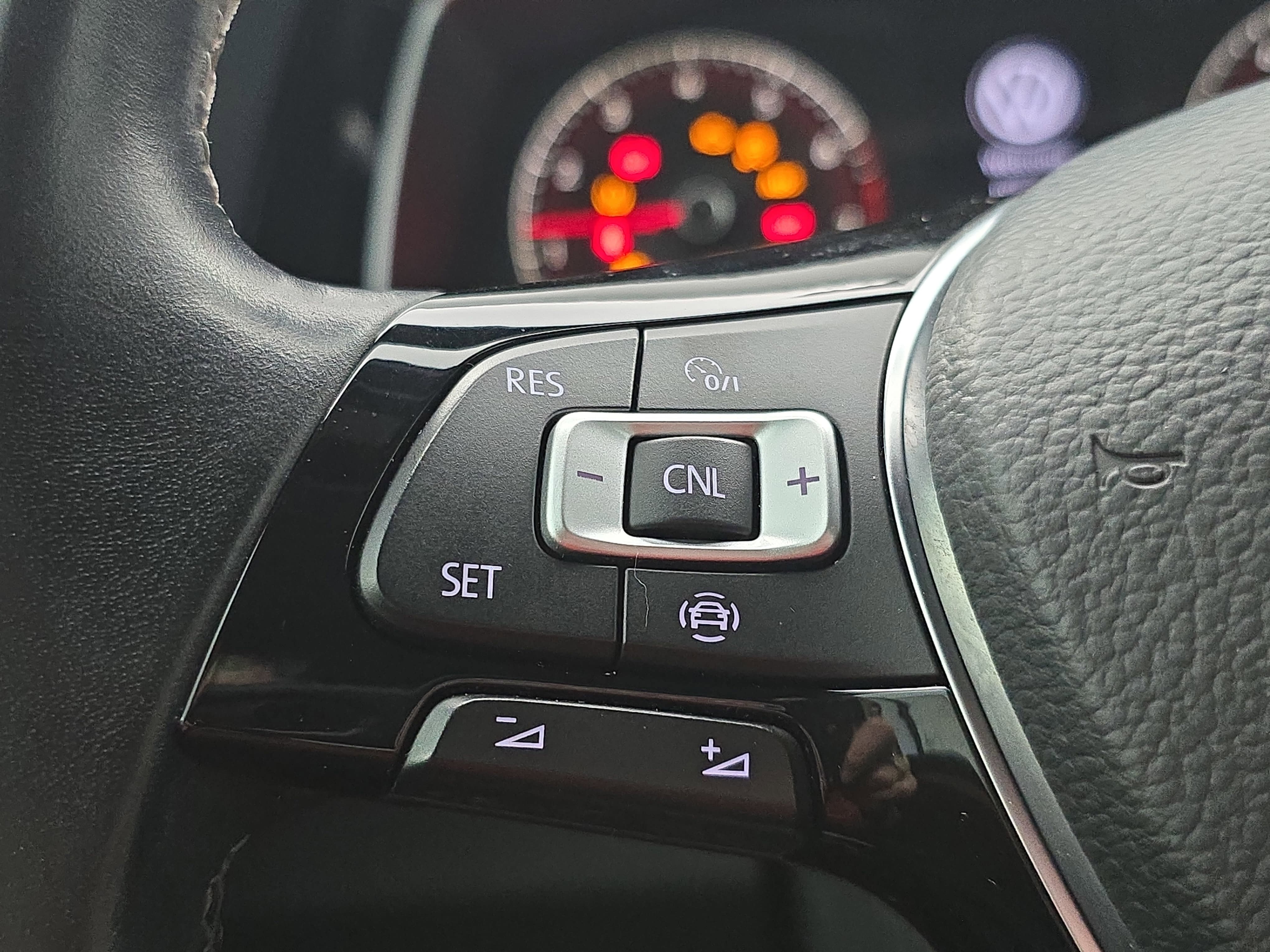 Used 2019 Volkswagen Jetta R-Line FWD image 16