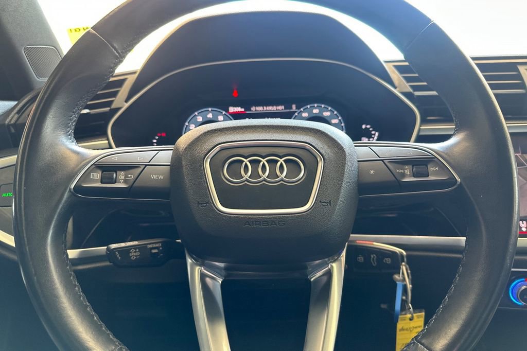 Used 2022 Audi Q3 2.0T Premium Plus image 23