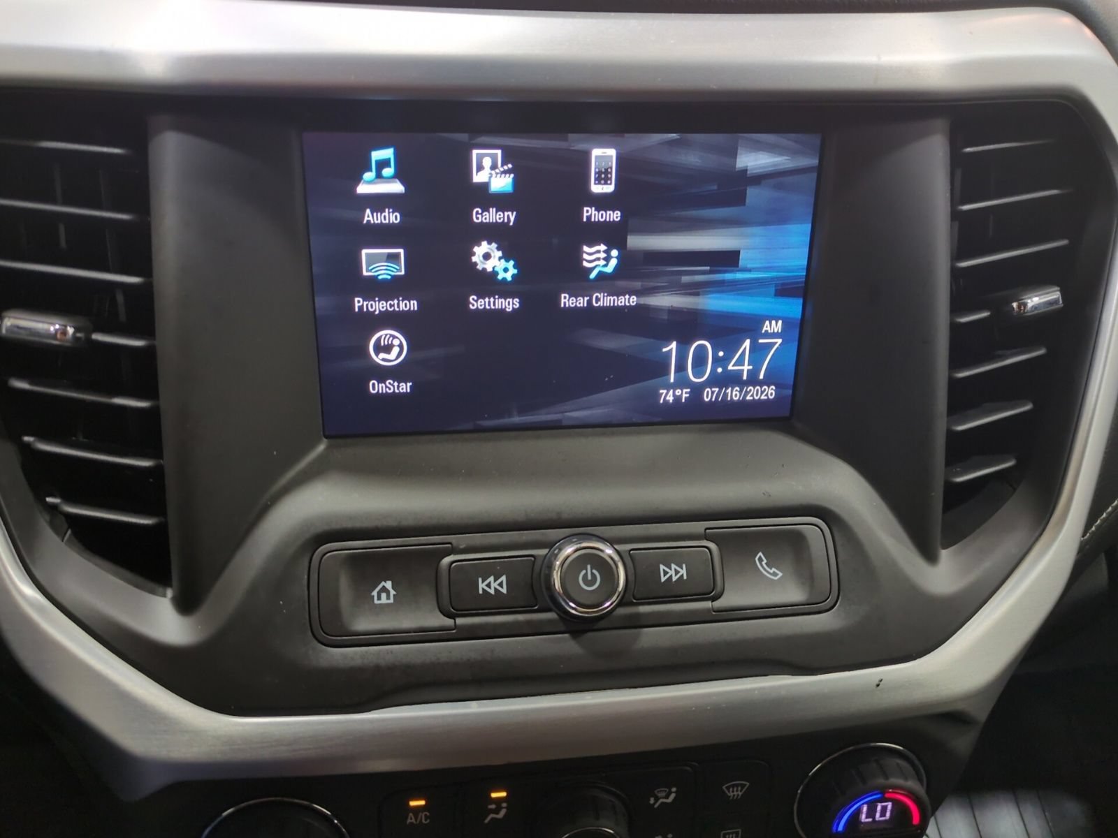 Used 2018 GMC Acadia SLE FWD image 22