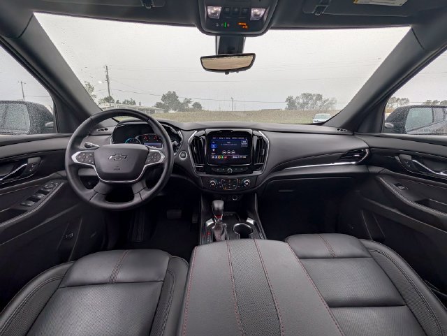 Used 2023 Chevrolet Traverse RS AWD/4WD image 12