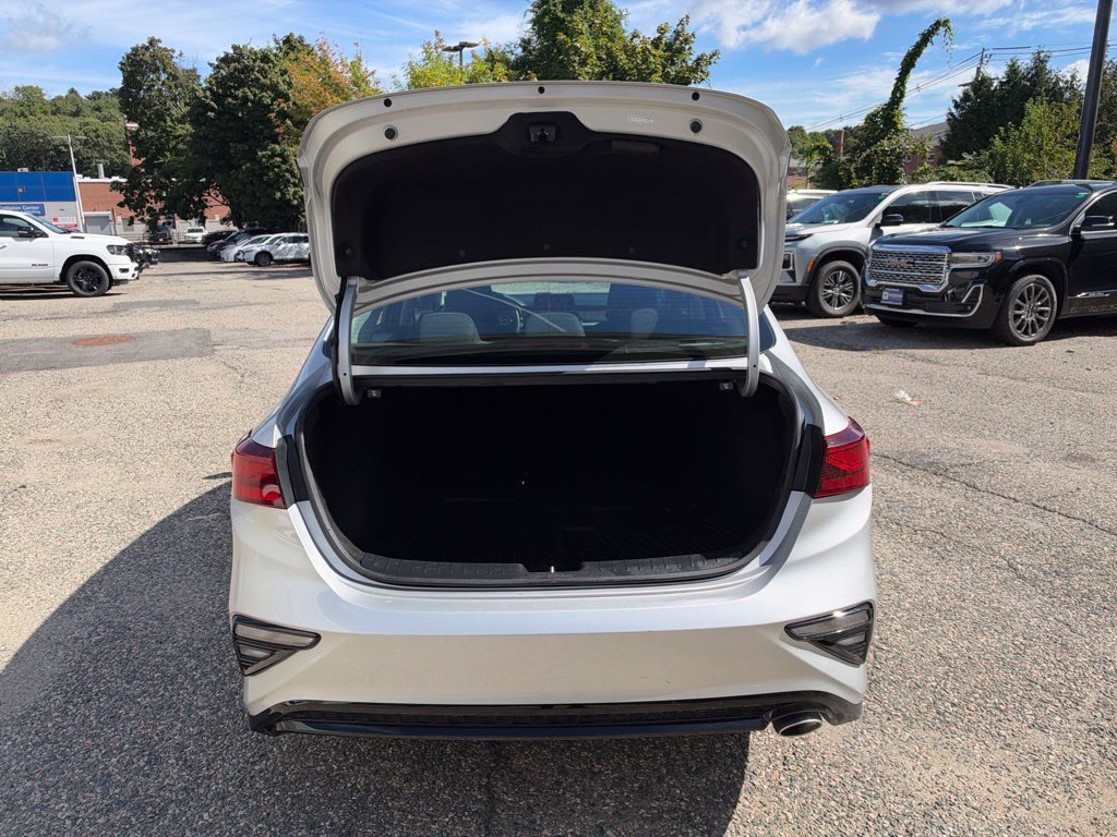 Used 2019 Kia Forte LXS FWD image 6