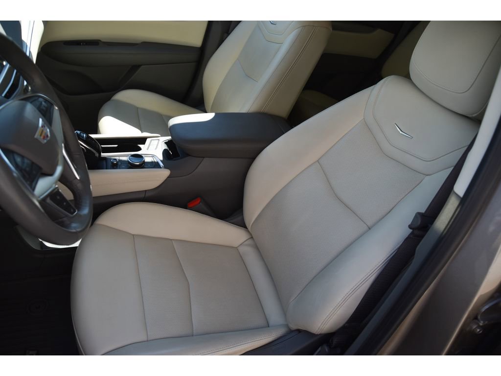 Used 2023 Cadillac XT5 Premium Luxury image 14