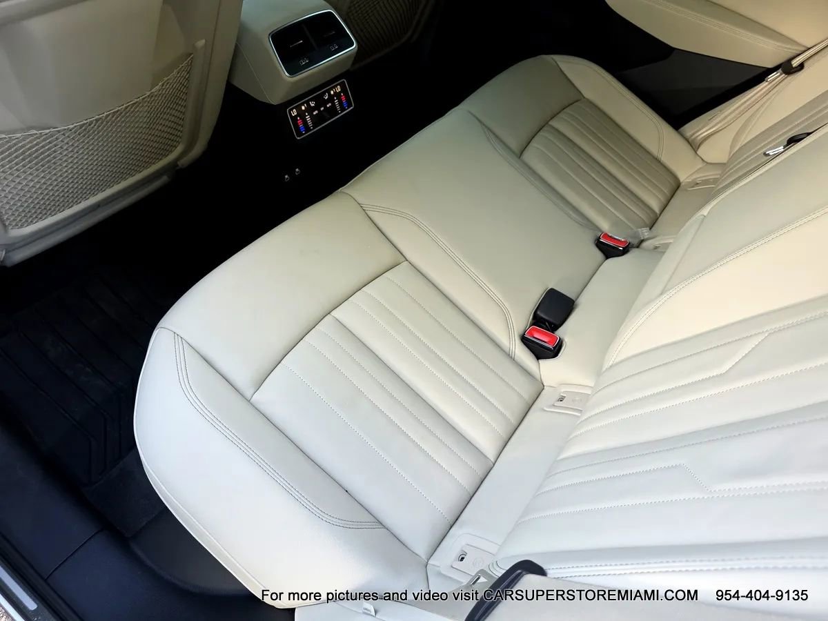 Used 2021 Audi e-tron Premium w/ Convenience Plus Package image 32