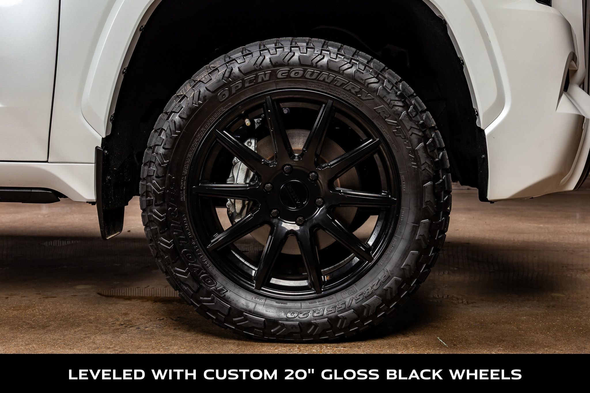 Used 2025 Toyota Sequoia Platinum image 11