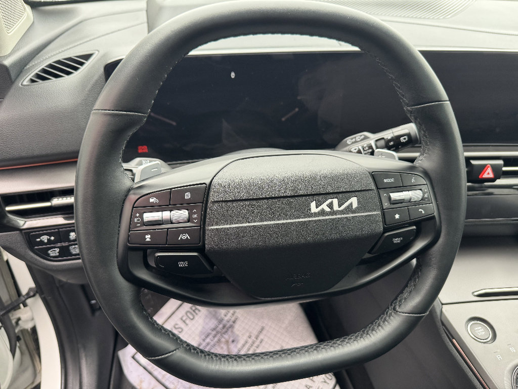 Used 2026 Kia Sportage SX Prestige image 13