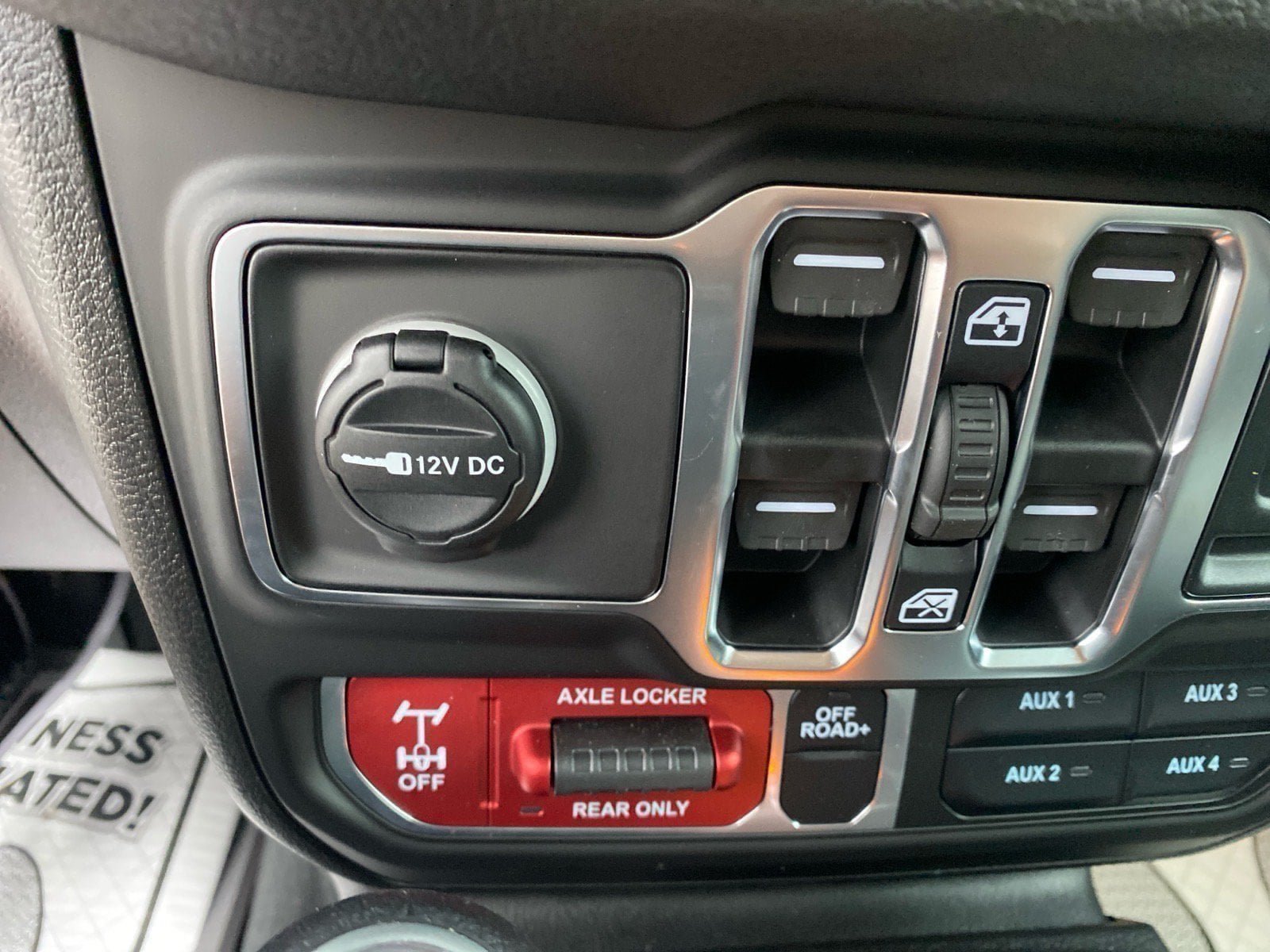 Used 2026 Jeep Wrangler Unlimited Sport AWD/4WD image 17