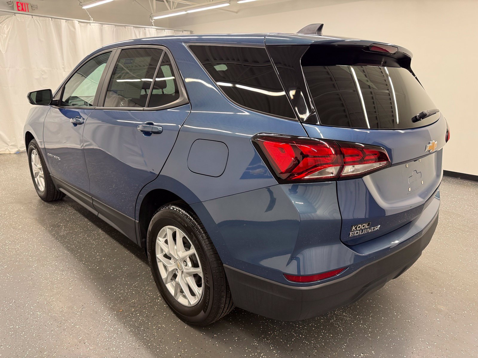 Used 2024 Chevrolet Equinox LS FWD image 3