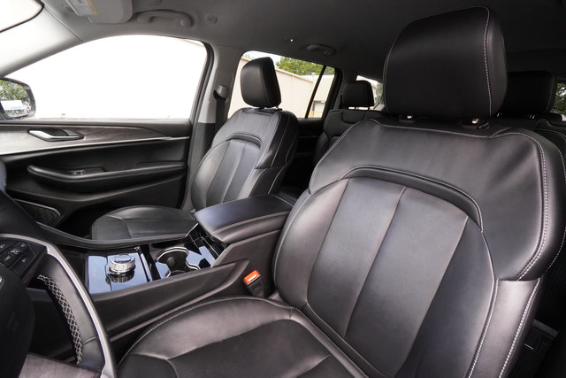 Used 2021 Jeep Grand Cherokee L Limited RWD image 23