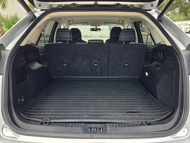 Used 2018 Ford Edge Titanium w/ Technology Package FWD image 13