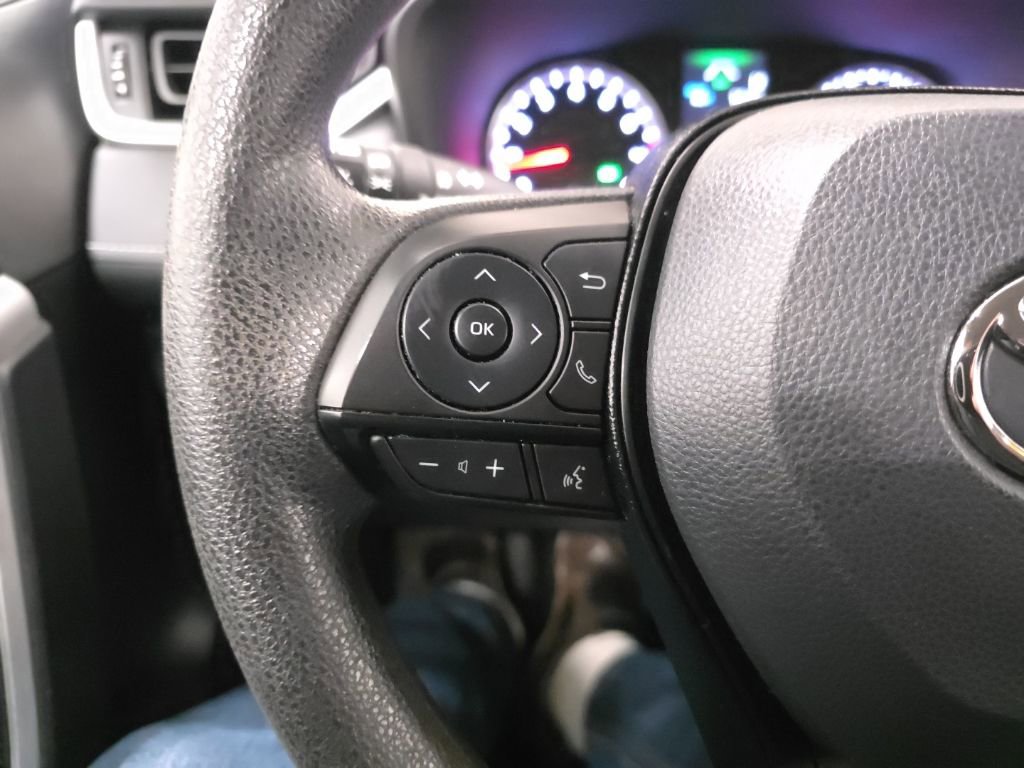 Used 2021 Toyota RAV4 XLE image 14