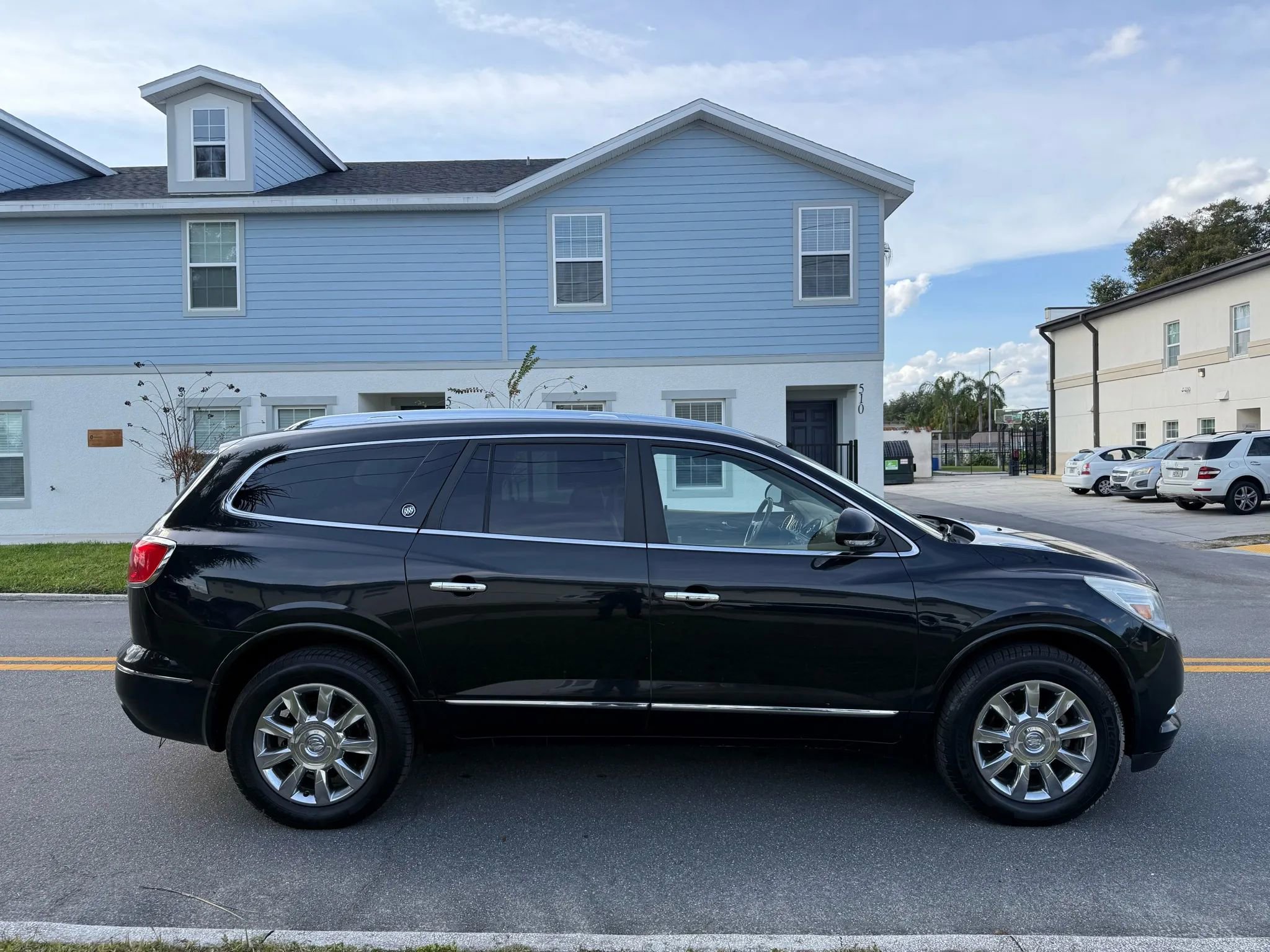 Used 2014 Buick Enclave Leather image 4