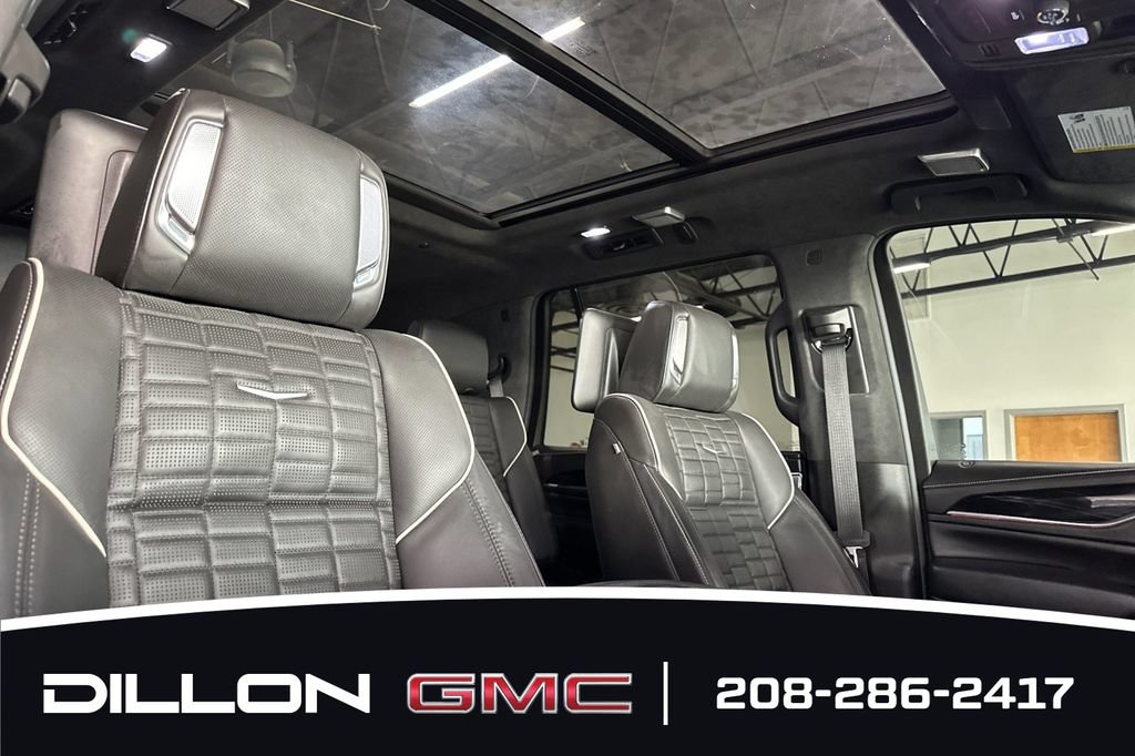 Used 2024 Cadillac Escalade V w/ Heavy-Duty Trailer Package AWD/4WD image 22