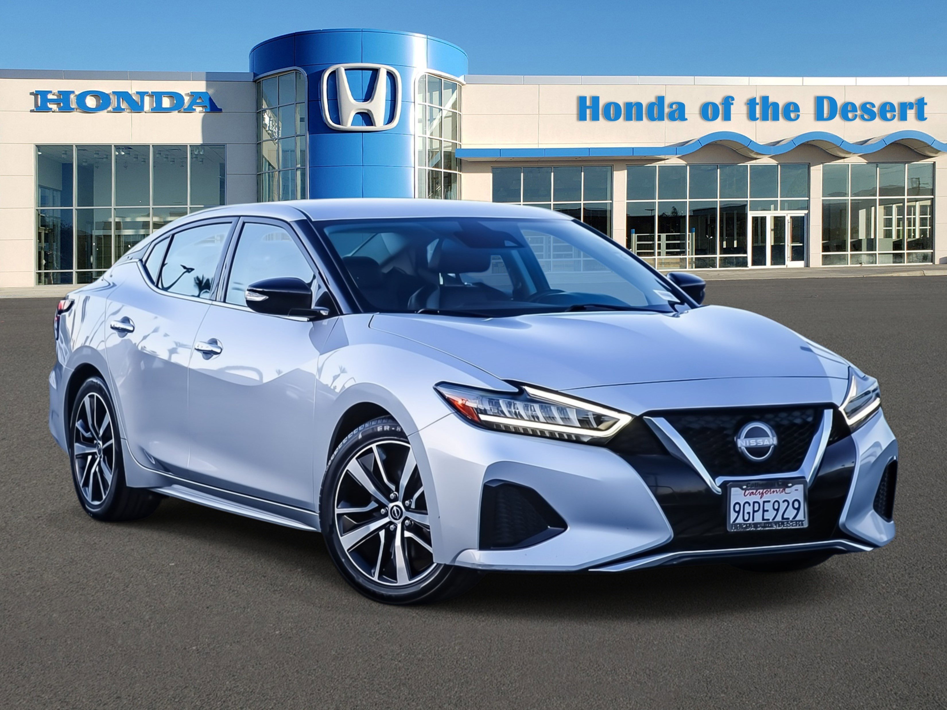 Used 2023 Nissan Maxima SV w/ Floor Mat Group image 1