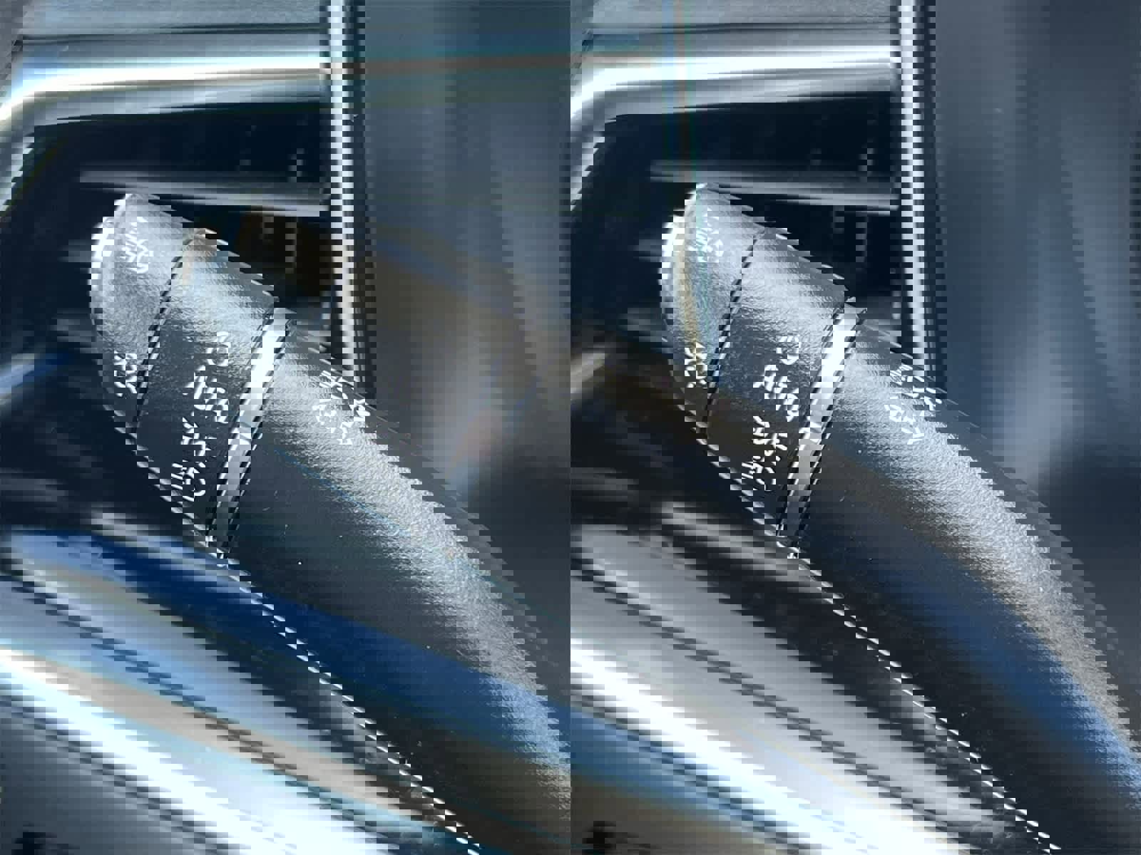 Used 2022 Cadillac XT6 Premium Luxury image 27