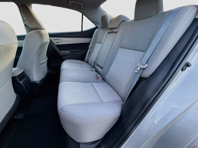 Used 2015 Toyota Corolla LE FWD image 19