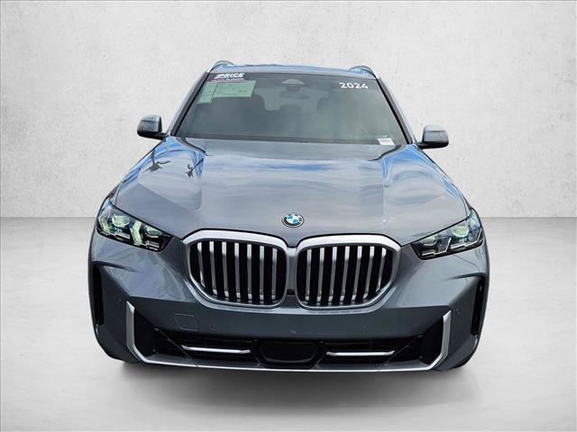 Certified 2024 BMW X5 xDrive40i w/ Premium Package AWD/4WD image 2
