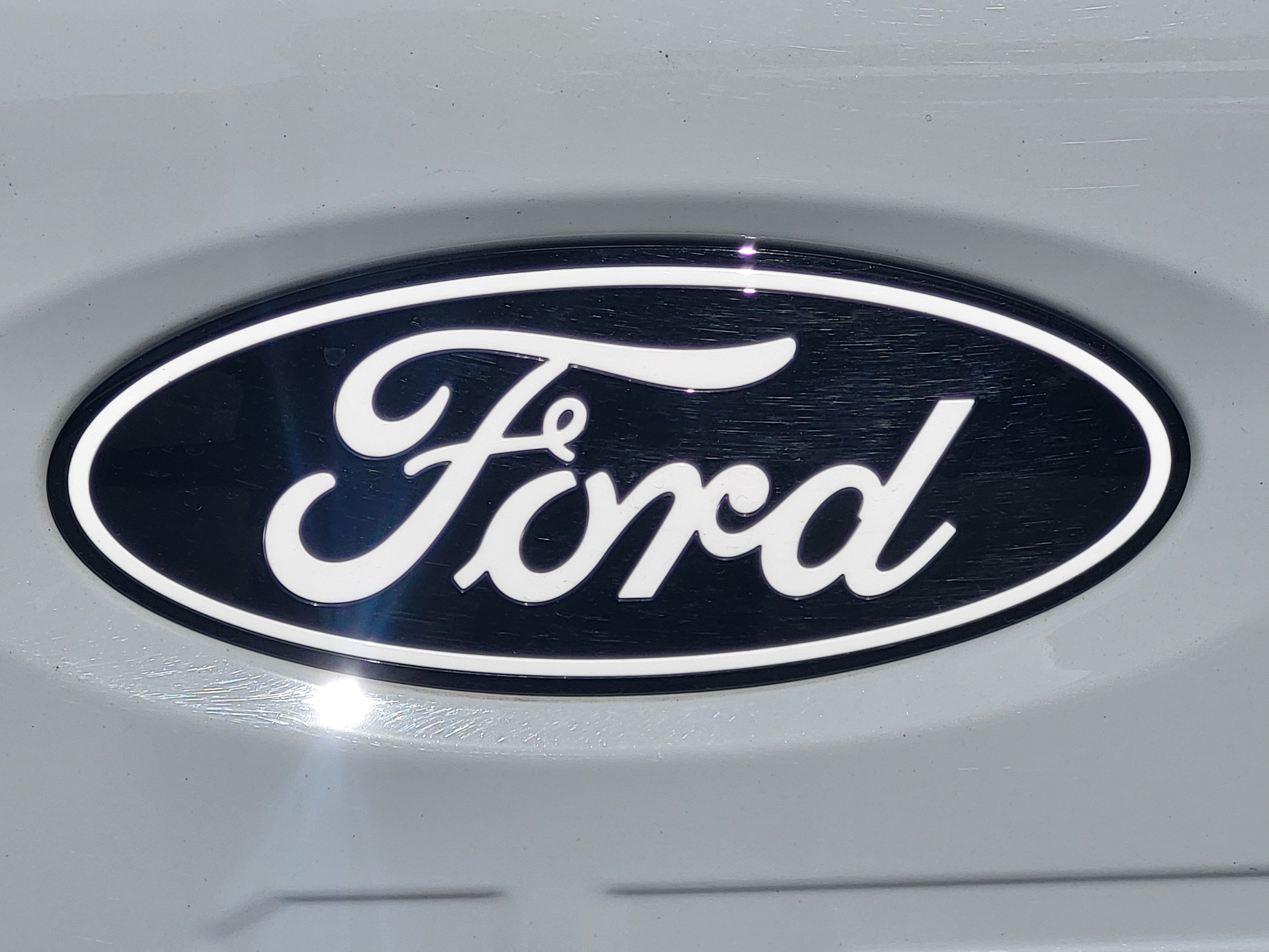 Used 2024 Ford F150 Platinum w/ Equipment Group 702A High AWD/4WD image 11