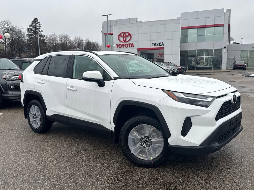New 2025 Toyota RAV4 XLE