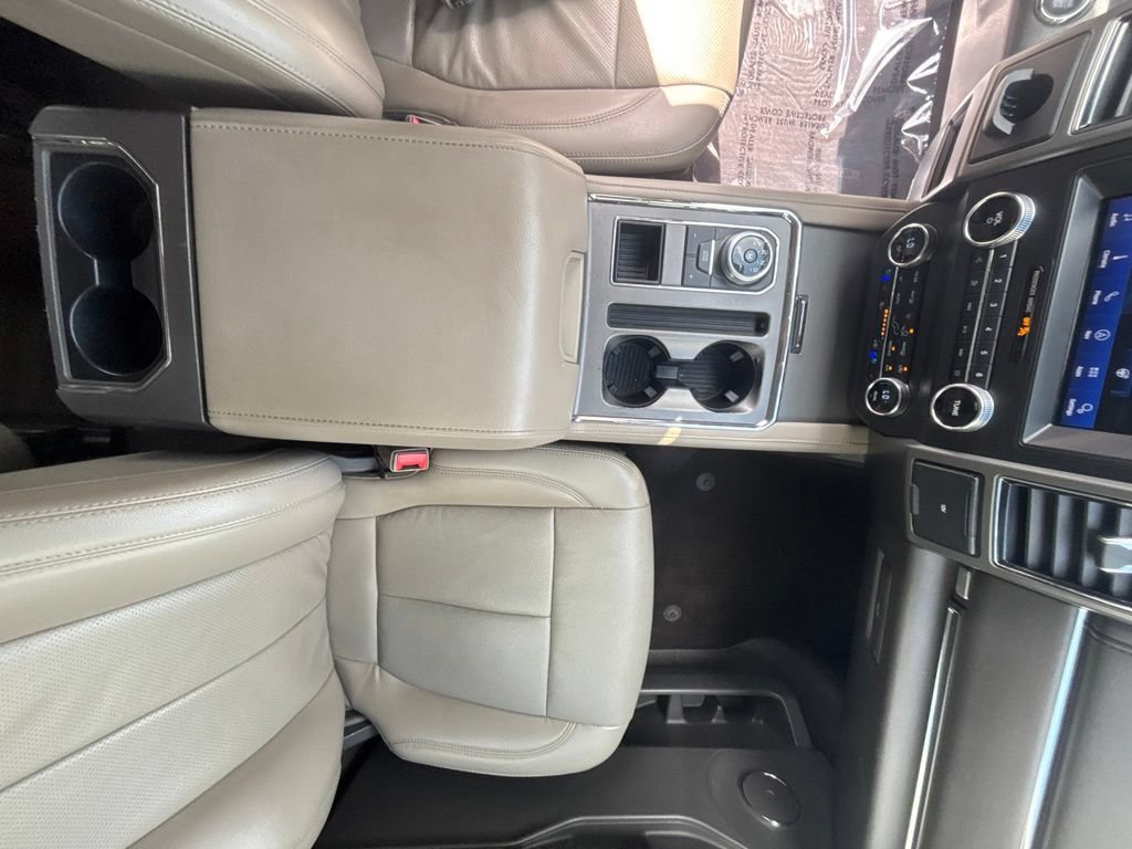 Used 2020 Ford Expedition XLT w/ Equipment Group 202A RWD image 15