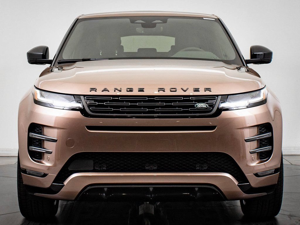 Used 2026 Land Rover Range Rover Evoque Dynamic SE AWD/4WD image 2