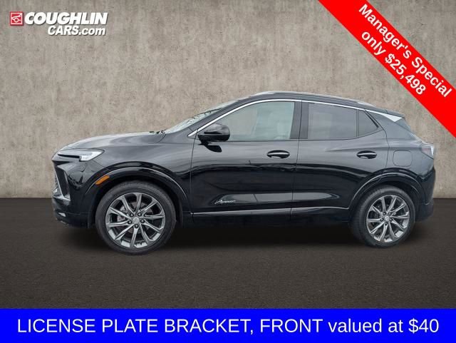 Used 2024 Buick Encore GX Avenir w/ Avenir Technology Package FWD image 5