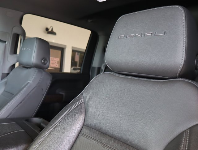 Used 2021 GMC Sierra 2500 Denali w/ Denali Ultimate Package image 15