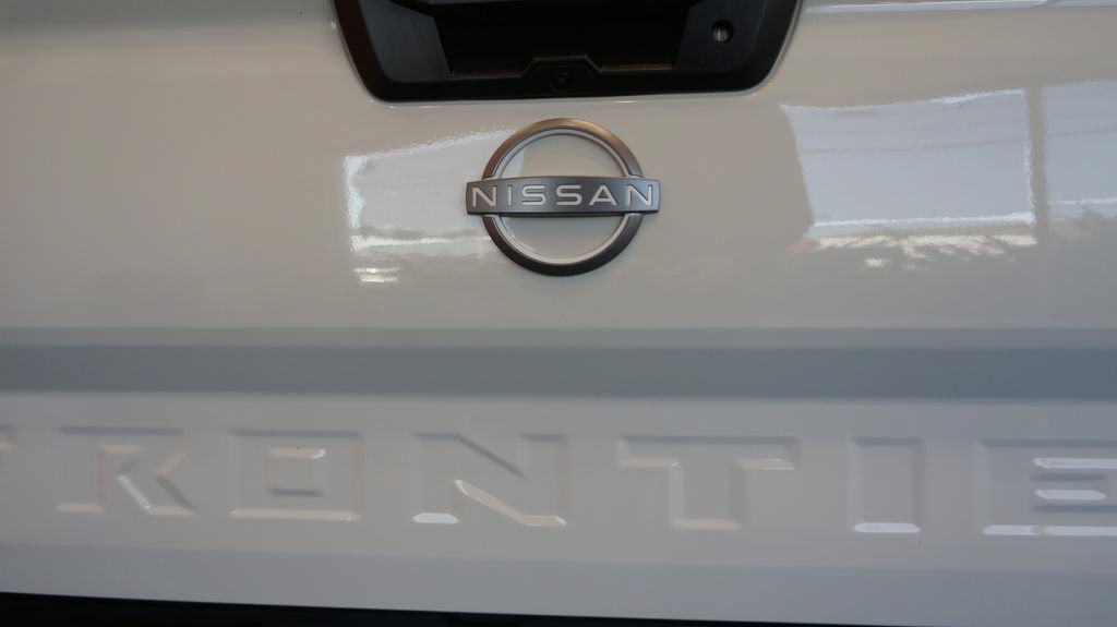 Used 2025 Nissan Frontier SV w/ SV Convenience Package AWD/4WD image 82