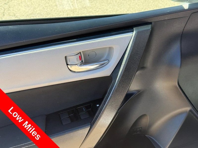 Used 2017 Toyota Corolla LE w/ Carpet Mat Package (TMS) FWD image 18