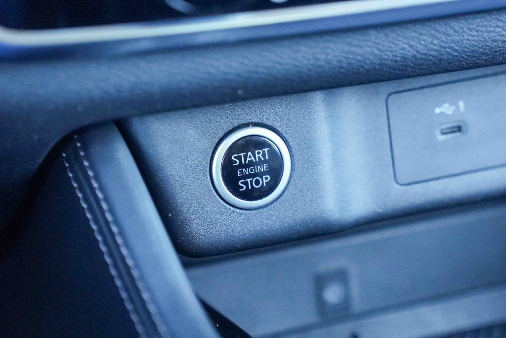 Used 2021 Nissan Rogue Platinum AWD/4WD image 38