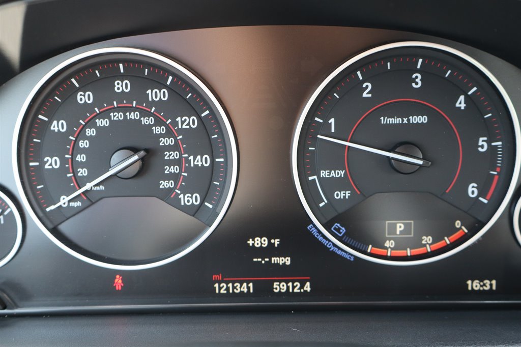 Used 2018 BMW 328d xDrive Wagon AWD/4WD image 25