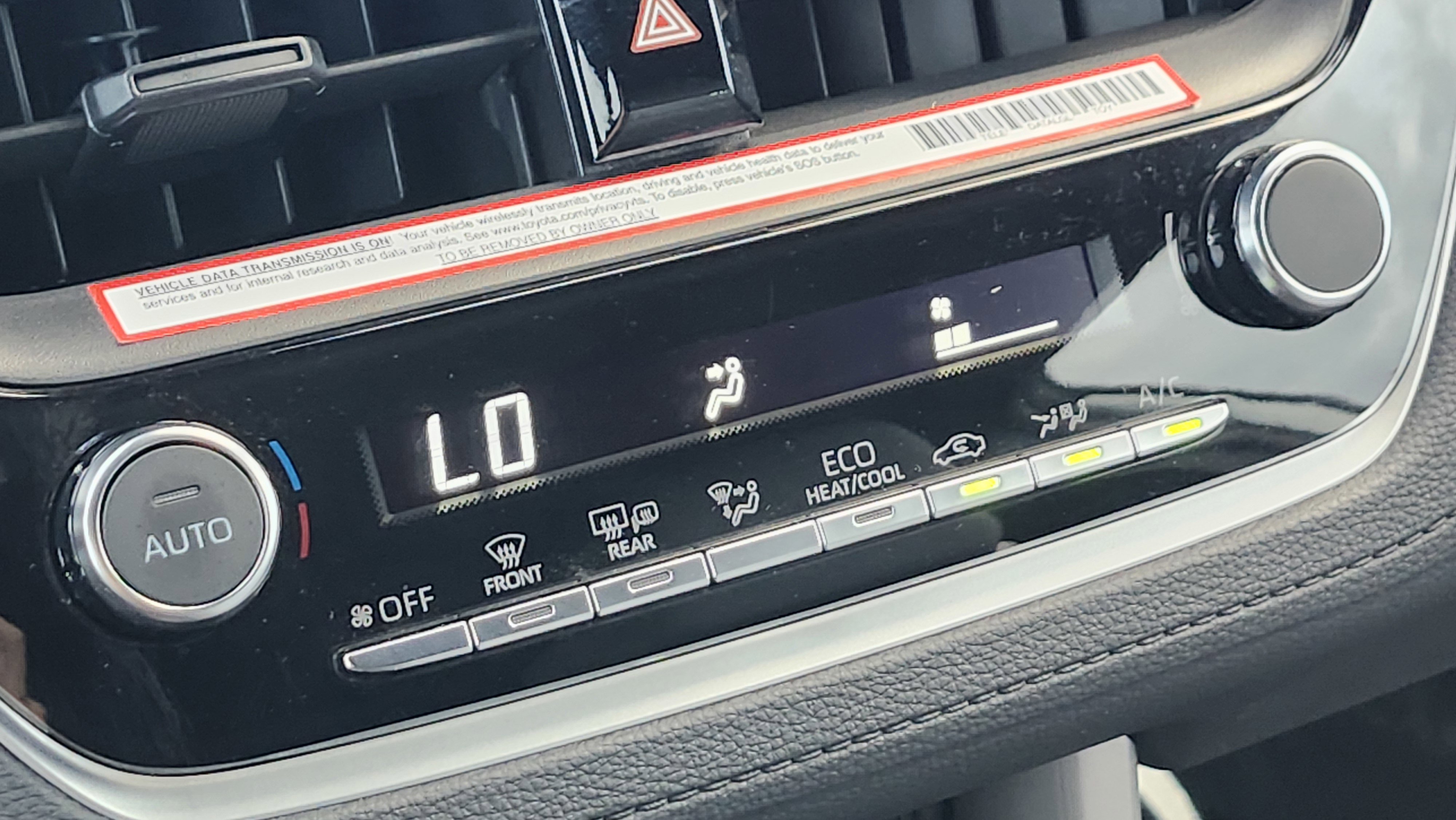 Used 2023 Toyota Corolla Cross SE image 26