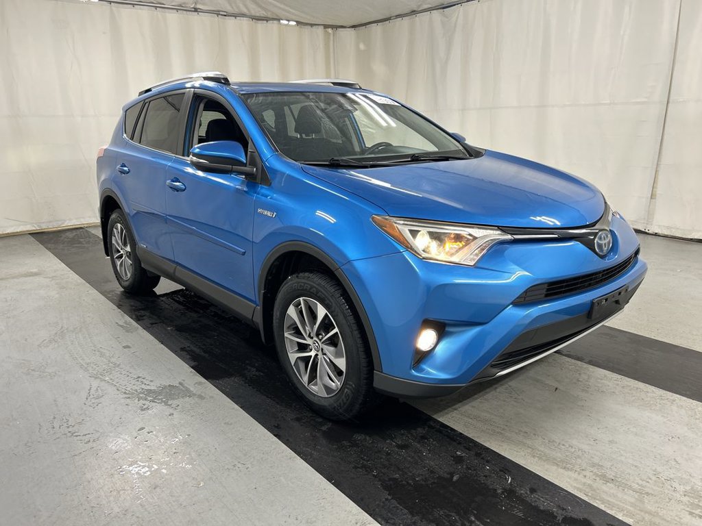 Used 2017 Toyota RAV4 XLE w/ All Weather Liner Package