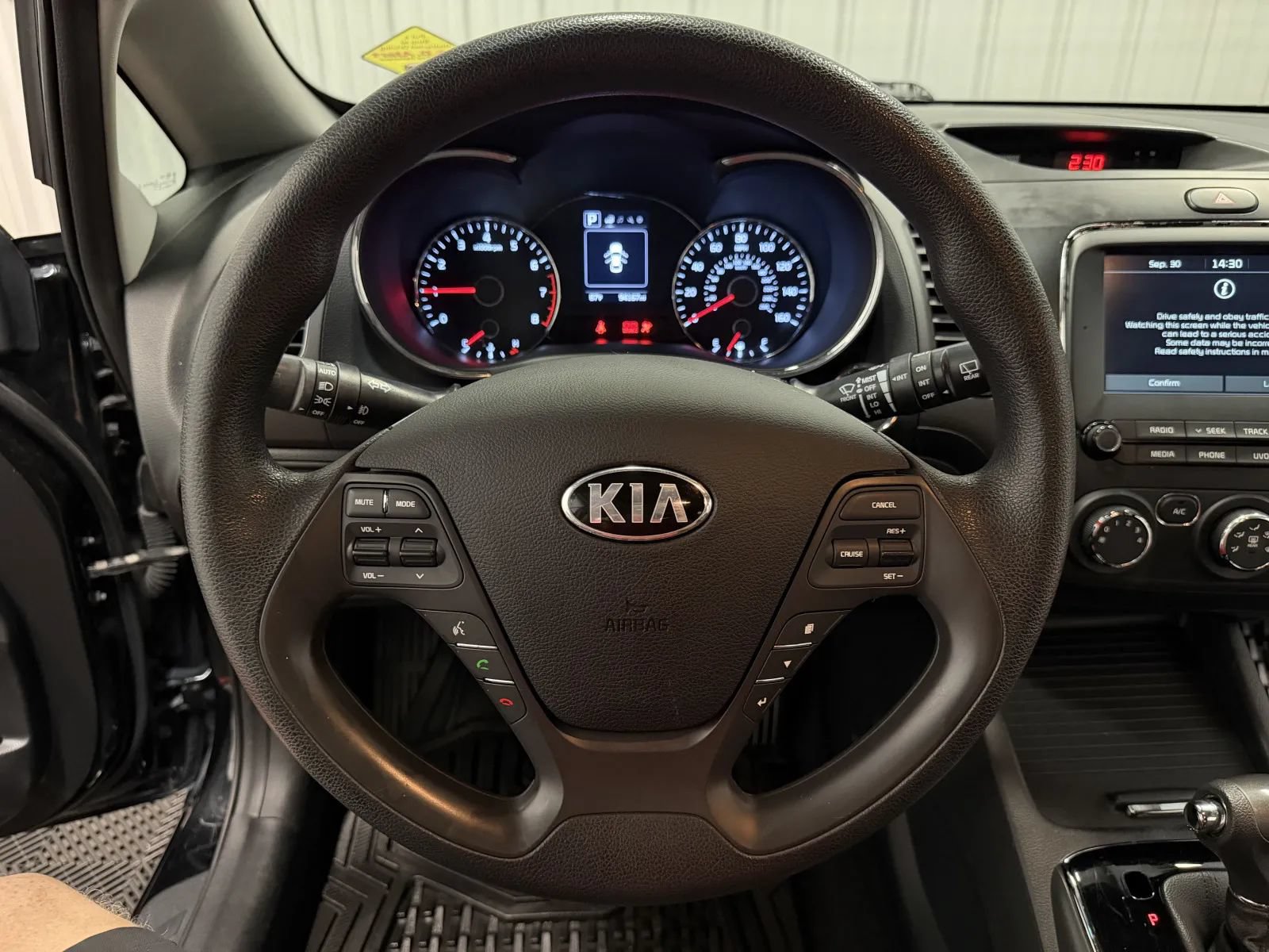 Used 2017 Kia Forte LX w/ LX Popular Plus Package FWD image 19