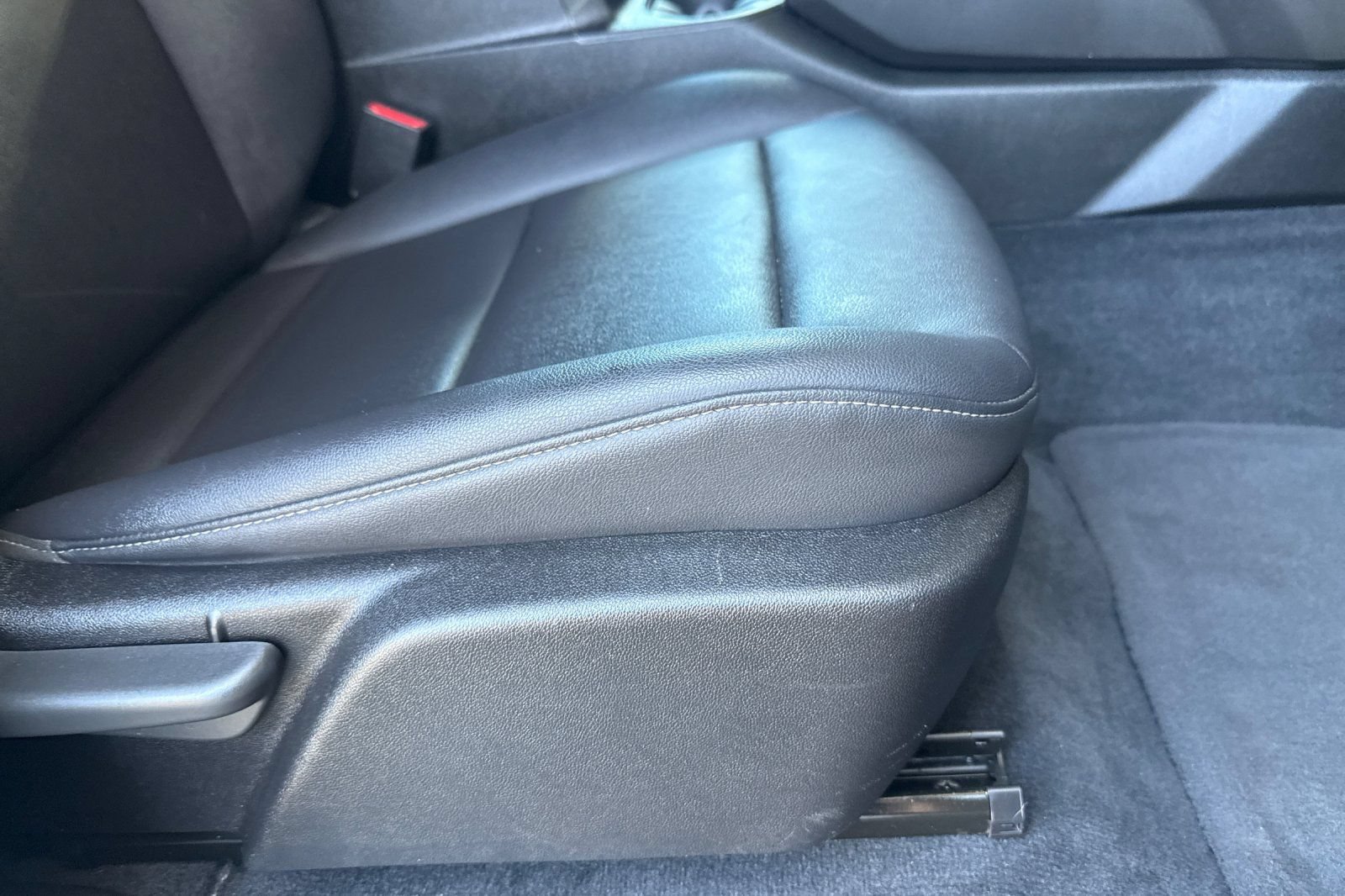 Used 2023 GMC Canyon Elevation w/ Elevation Premium Package RWD image 21
