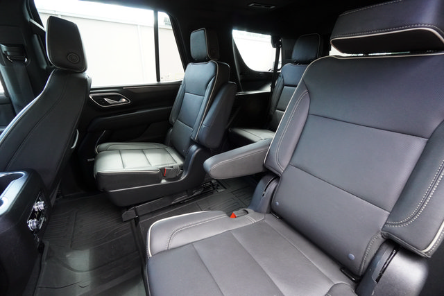 Used 2023 GMC Yukon SLT w/ SLT Premium Package AWD/4WD image 21