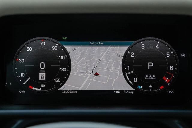 Used 2023 Land Rover Defender 110 S image 23