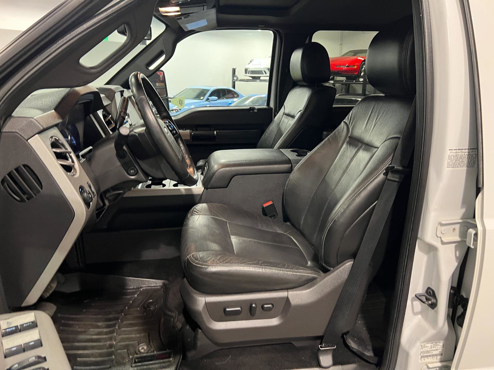 Used 2014 Ford F350 Lariat w/ Lariat Ultimate Package image 9