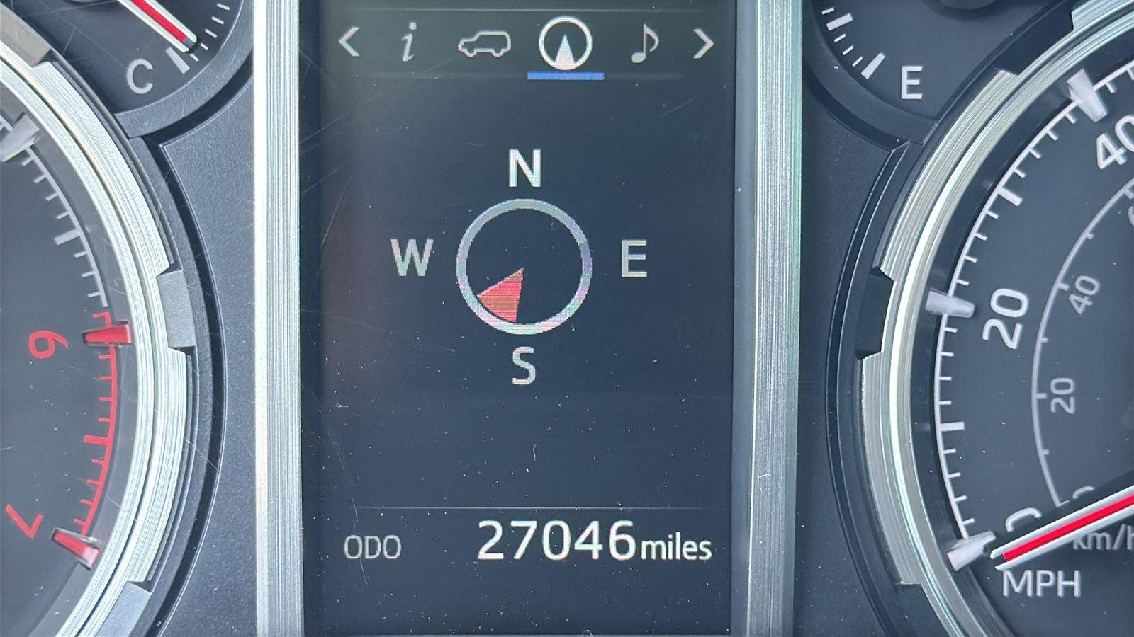 Used 2023 Toyota 4Runner Limited image 11