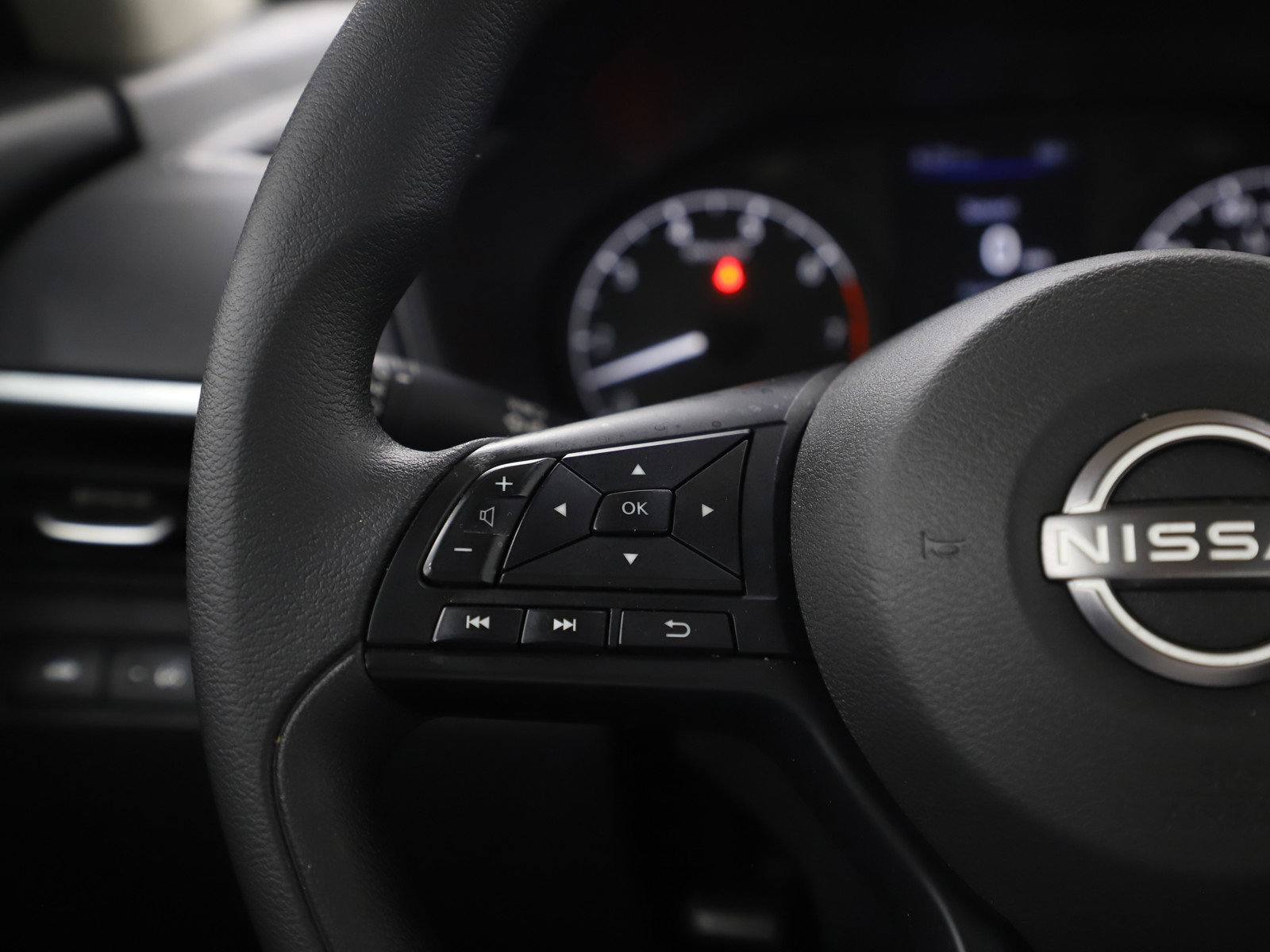 Used 2025 Nissan Altima 2.5 S image 24