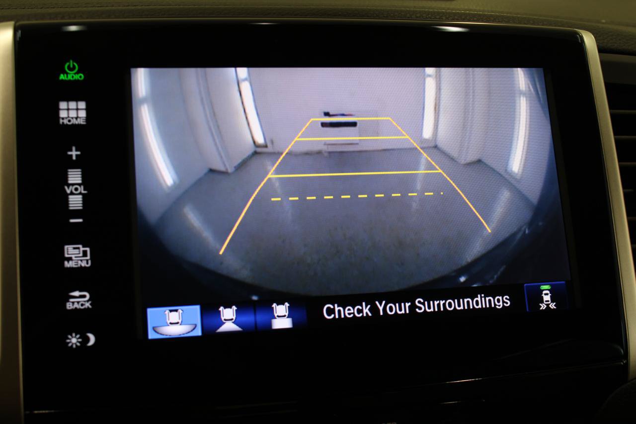 Used 2016 Honda Pilot Elite image 62
