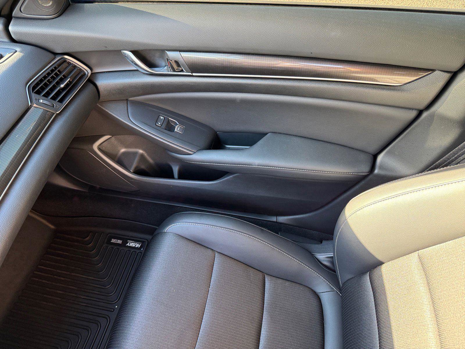 Used 2022 Honda Accord Sport image 26