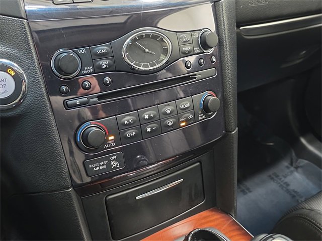 Used 2011 INFINITI FX35 AWD w/ Premium Pkg image 24