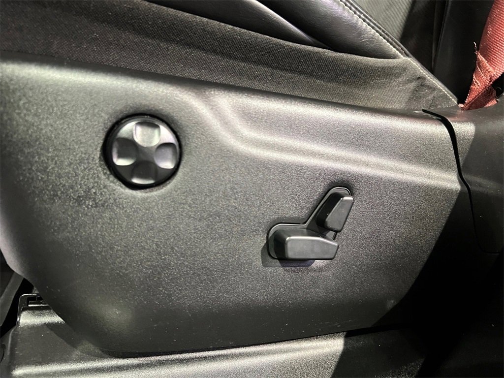 Used 2017 Jeep Grand Cherokee SRT image 26